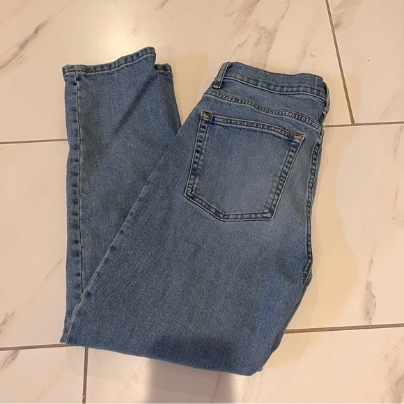 Everlane Cheeky Straight Ankle Jean - Picture 4 of 9